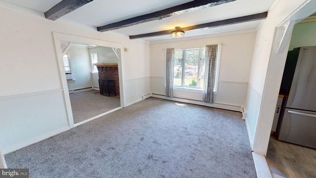 10 E BATTEN AVE, Blackwood, NJ 08012