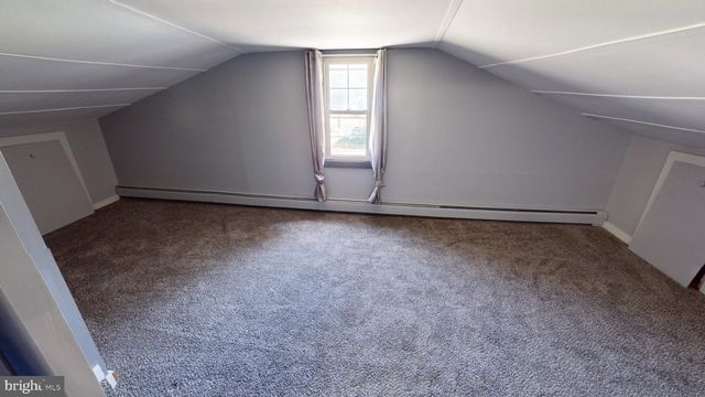 10 E BATTEN AVE, Blackwood, NJ 08012