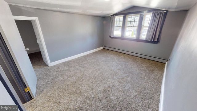 10 E BATTEN AVE, Blackwood, NJ 08012