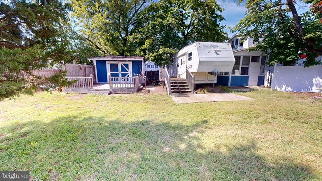 10 E BATTEN AVE, Blackwood, NJ 08012