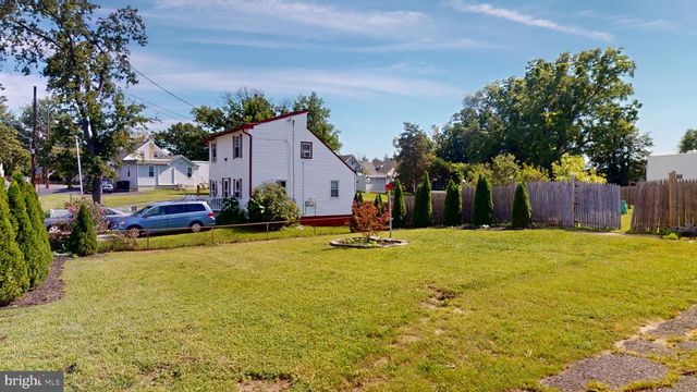 10 E BATTEN AVE, Blackwood, NJ 08012