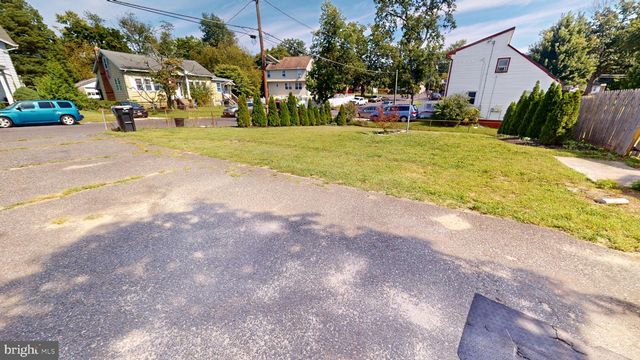 10 E BATTEN AVE, Blackwood, NJ 08012