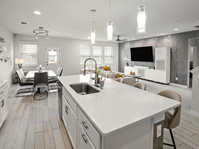 353 Capstone RD, Liberty Hill, TX 78642