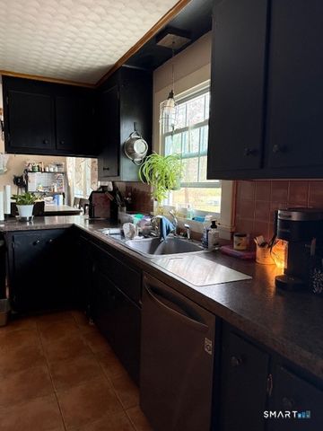 86 Tracy Road, Canterbury, CT 06331