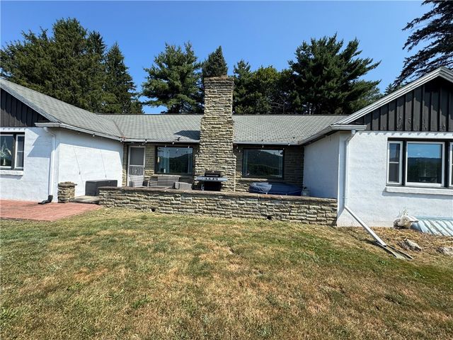 10 Fairlawn Drive, Horseheads, NY 14845