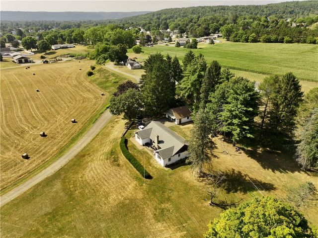 10 Fairlawn Drive, Horseheads, NY 14845