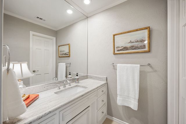 5800 Gallant Fox Lane, Plano, TX 75093