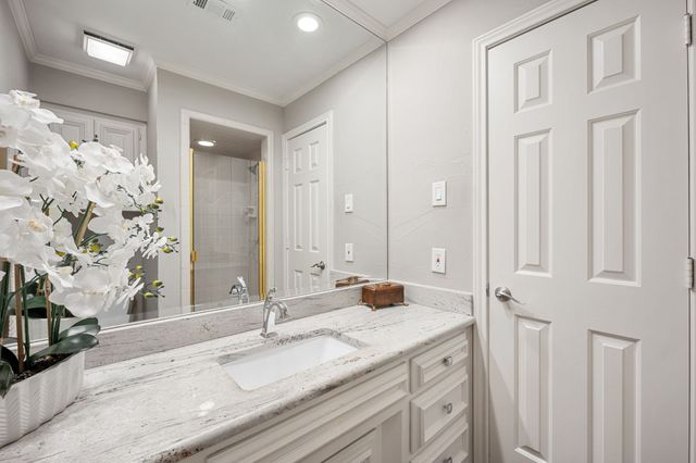 5800 Gallant Fox Lane, Plano, TX 75093