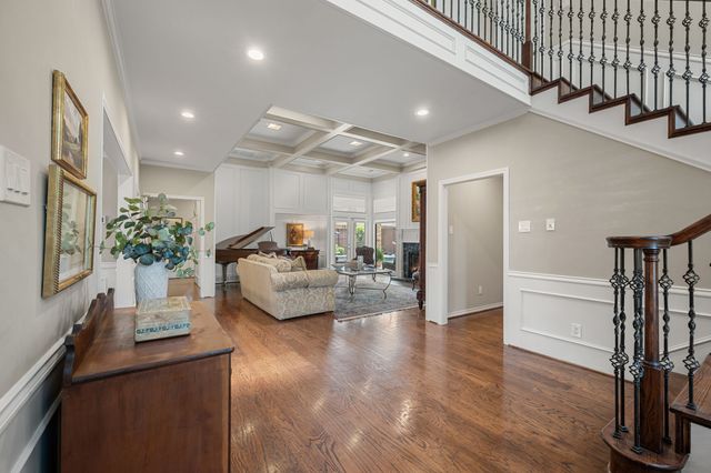 5800 Gallant Fox Lane, Plano, TX 75093