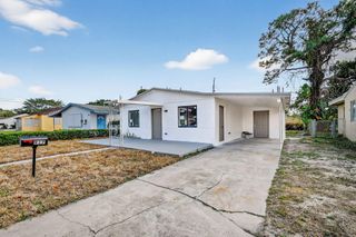 917 W 2nd Street, Riviera Beach, FL 33404