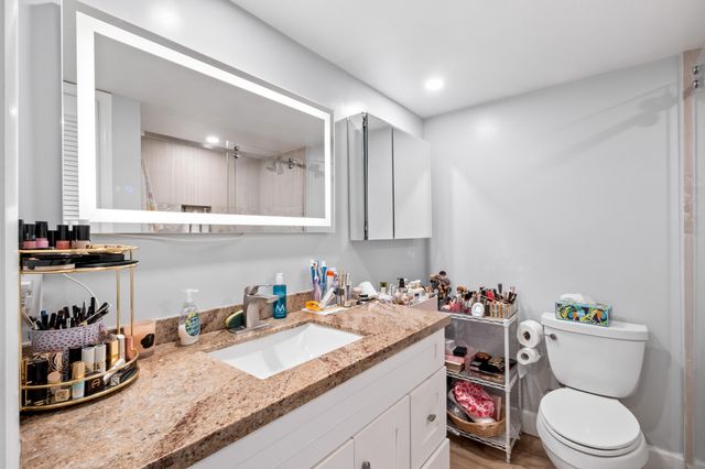 3100 NE 48th Street 806, Fort Lauderdale, FL 33308