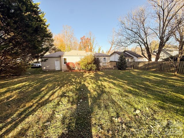 331 Probart Street, Brevard, NC 28712