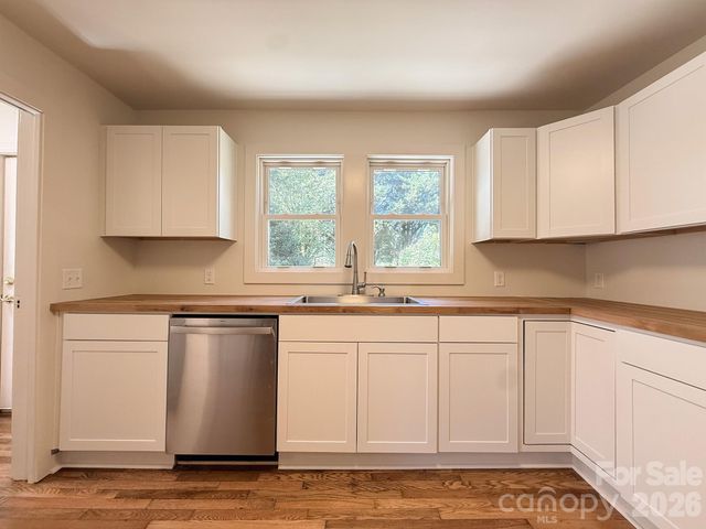 331 Probart Street, Brevard, NC 28712
