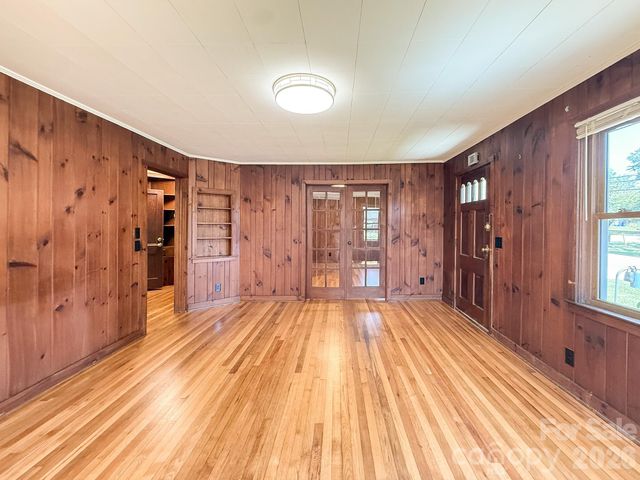 331 Probart Street, Brevard, NC 28712