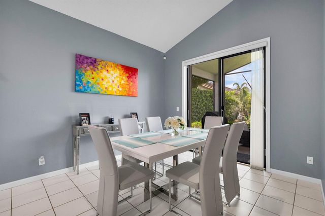 10393 Lexington Circle S, Boynton Beach, FL 33436