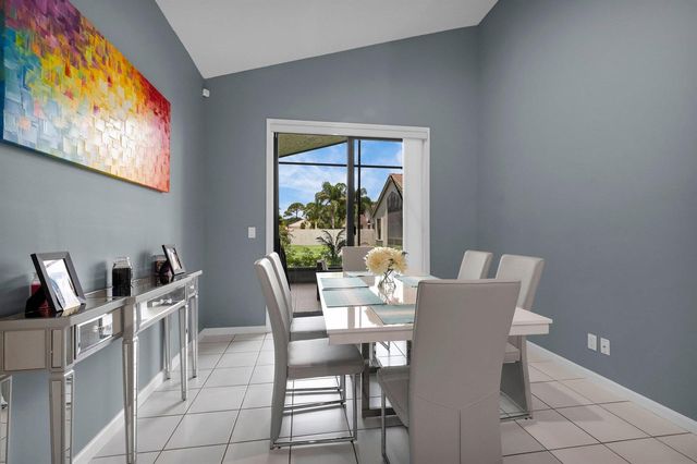 10393 Lexington Circle S, Boynton Beach, FL 33436