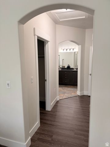 6579 S SALT CREEK CIR, Salt Lake City, UT 84118