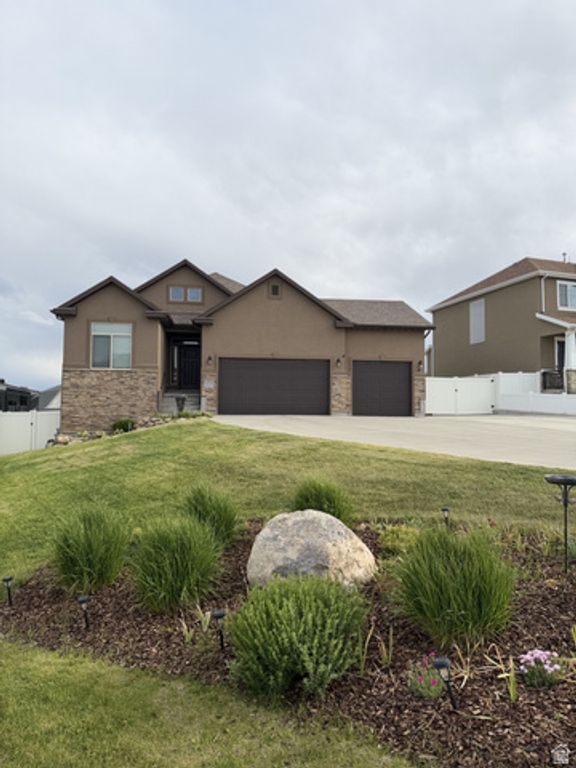 6579 S SALT CREEK CIR, Salt Lake City, UT 84118