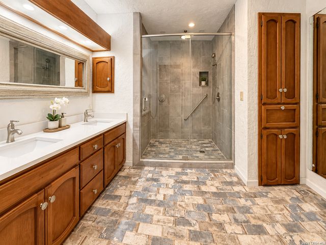 2031 RIVA RIDGE ST, San Antonio, TX 78248