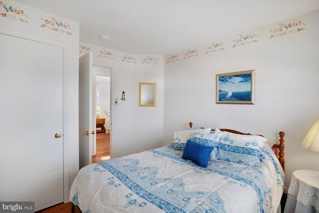 135 E POTOMAC DR, Tuckerton, NJ 08087