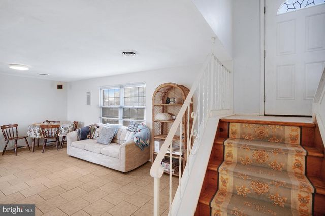 135 E POTOMAC DR, Tuckerton, NJ 08087