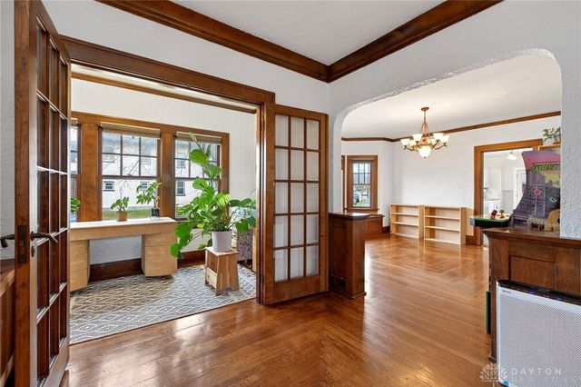 43 Watervliet Avenue, Dayton, OH 45420