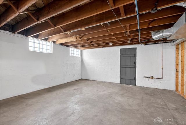 43 Watervliet Avenue, Dayton, OH 45420