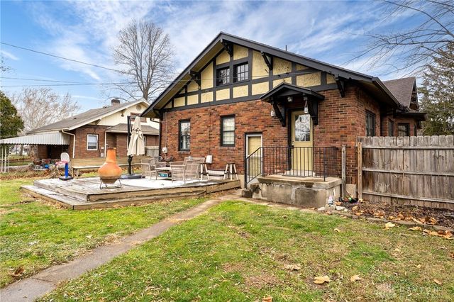 43 Watervliet Avenue, Dayton, OH 45420