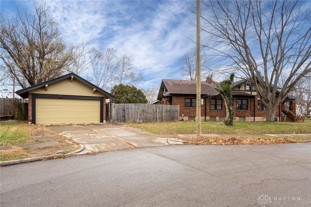 43 Watervliet Avenue, Dayton, OH 45420