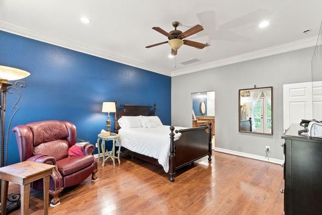 746 12th Street, Dickinson, TX 77539