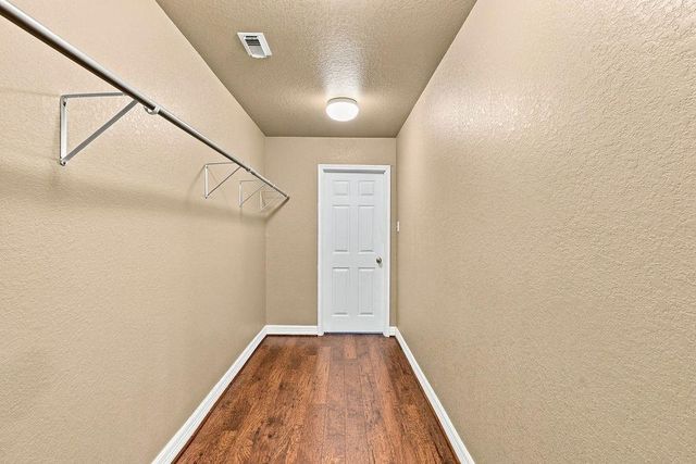 746 12th Street, Dickinson, TX 77539