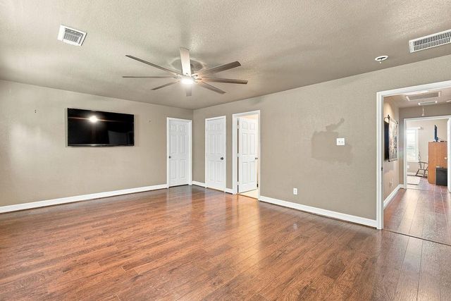 746 12th Street, Dickinson, TX 77539