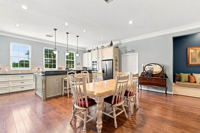 746 12th Street, Dickinson, TX 77539