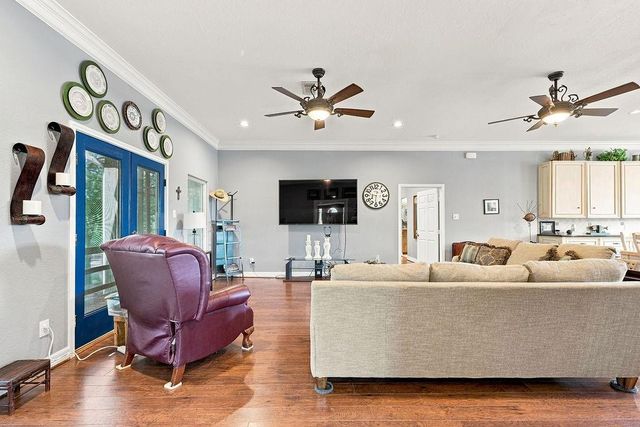 746 12th Street, Dickinson, TX 77539