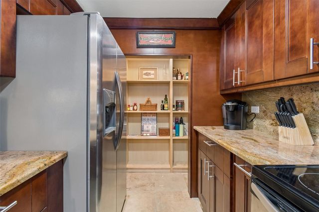 36750 US HIGHWAY 19 N 06207, Palm Harbor, FL 34684