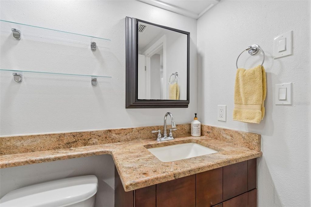 Image 21 of property listing at 36750 US HIGHWAY 19 N 06207, Palm Harbor, FL 34684