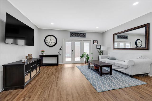 14703 Barryknoll Lane 23, Houston, TX 77079
