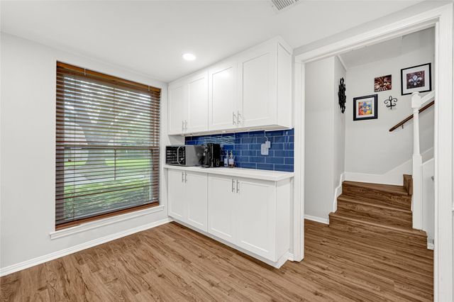 14703 Barryknoll Lane 23, Houston, TX 77079
