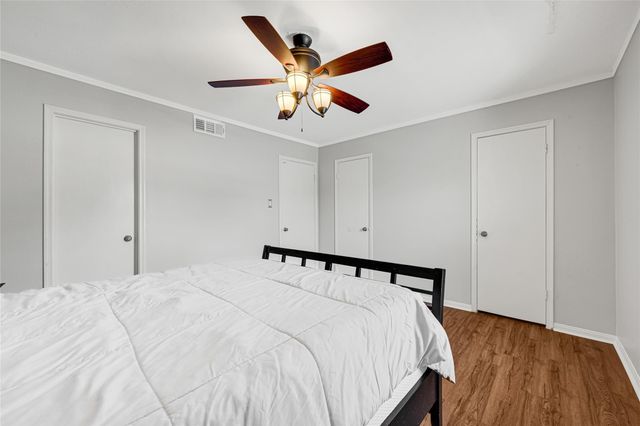 14703 Barryknoll Lane 23, Houston, TX 77079