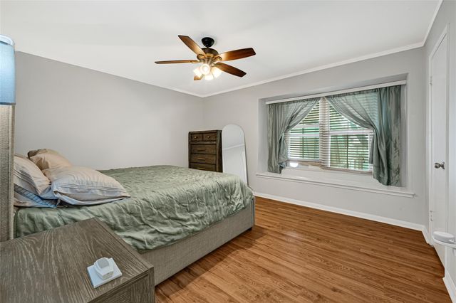 14703 Barryknoll Lane 23, Houston, TX 77079