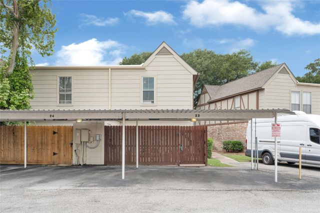 14703 Barryknoll Lane 23, Houston, TX 77079