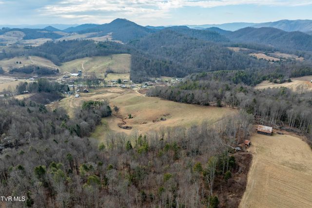 517 Mill Creek Road, Mountain City, TN 37683