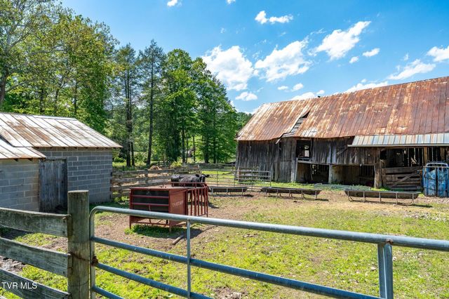 517 Mill Creek Road, Mountain City, TN 37683