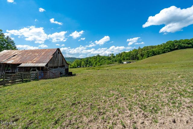 517 Mill Creek Road, Mountain City, TN 37683