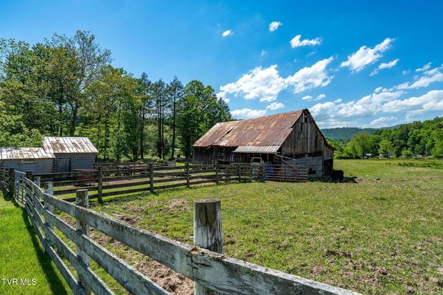 517 Mill Creek Road, Mountain City, TN 37683