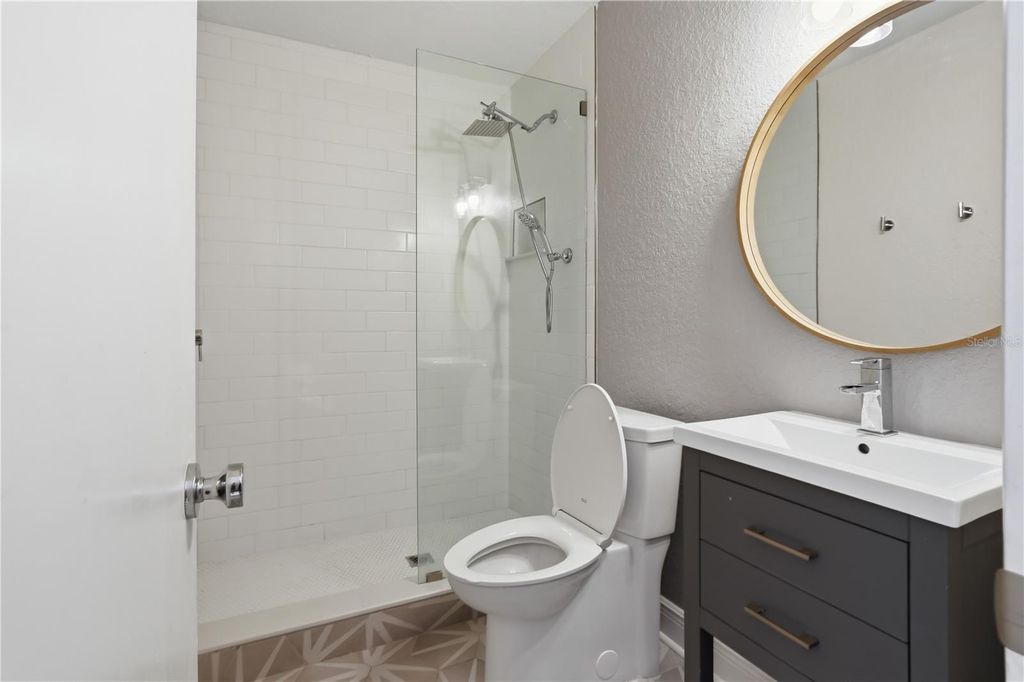 Image 11 of property listing at 36 E WINTER PARK STREETS, Orlando, FL 32804