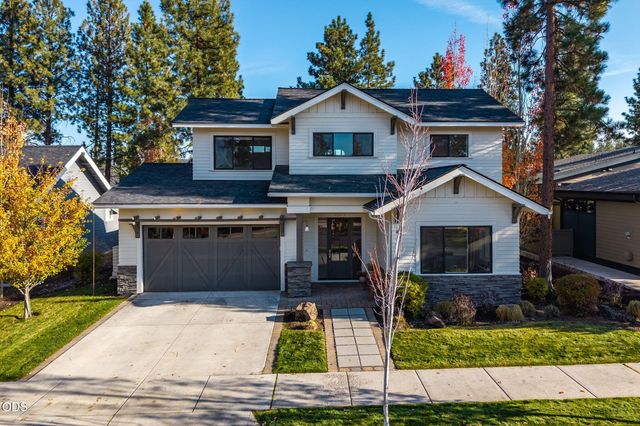 62678 NW Mt Thielsen Drive, Bend, OR 97703