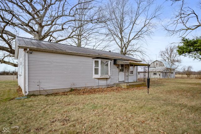 10939 S 400 E, Markleville, IN 46056
