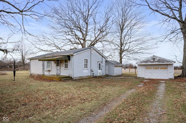 10939 S 400 E, Markleville, IN 46056