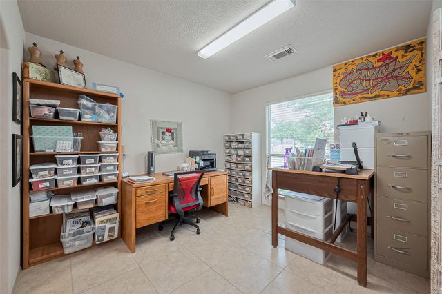 802 Remington Walk Court, Houston, TX 77073